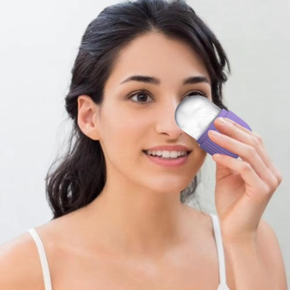Ice Roller Facial Massage | Silicone Cleansing Ice Lattice | Ice Cube Roller With Scrub – Random Color